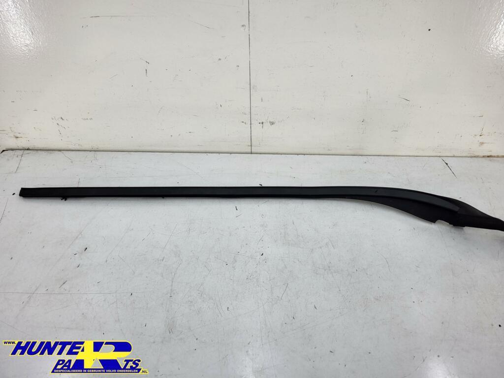Raamlijst Links Volvo V60/S60 ('10-'18) 31335864, Gebruikt, Ophalen of Verzenden, Volvo, Volvo
