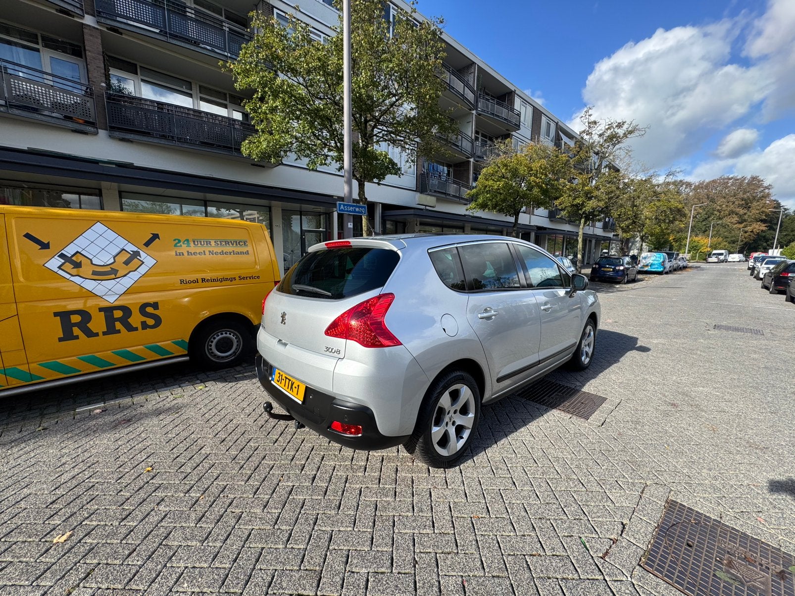 Peugeot 3008 1.6 THP 2012 Grijs, Voorwielaandrijving, Met garantie (alle), 1434 kg, Handgeschakeld