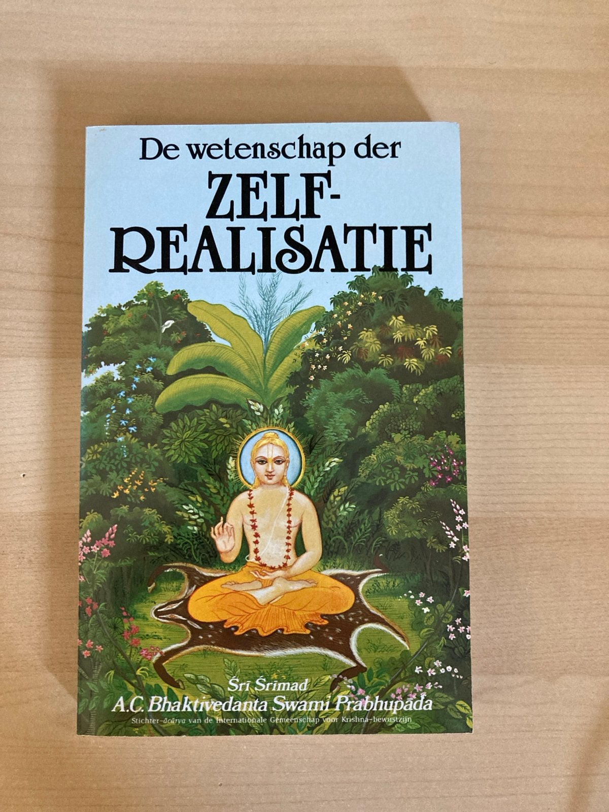 De wetenschap der ZELF-REALISATIE - Sri Srimad A.C. Bhaktive, Boeken, Ophalen of Verzenden, Zo goed als nieuw, Spiritualiteit algemeen
