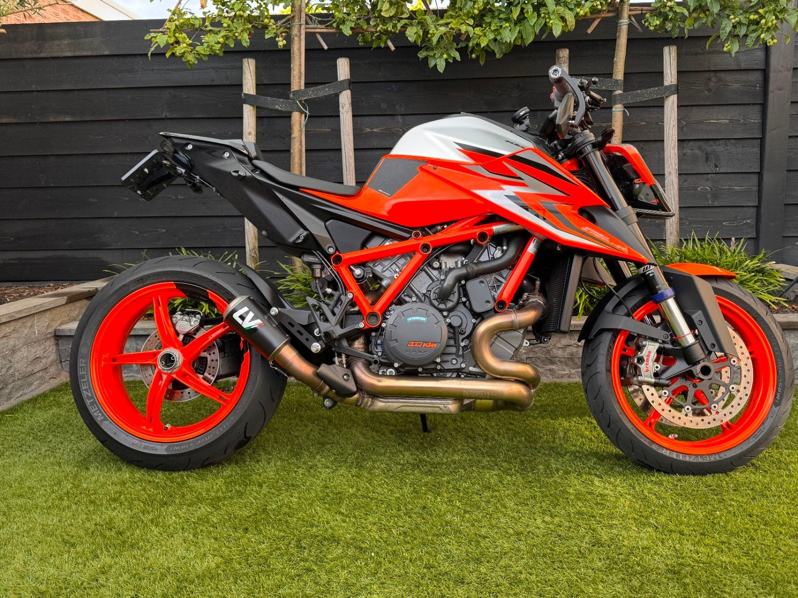 KTM 1290 Super Duke R Evo, Motoren, 2 cilinders, Motorrijbewijs A, Gebruikt, Particulier