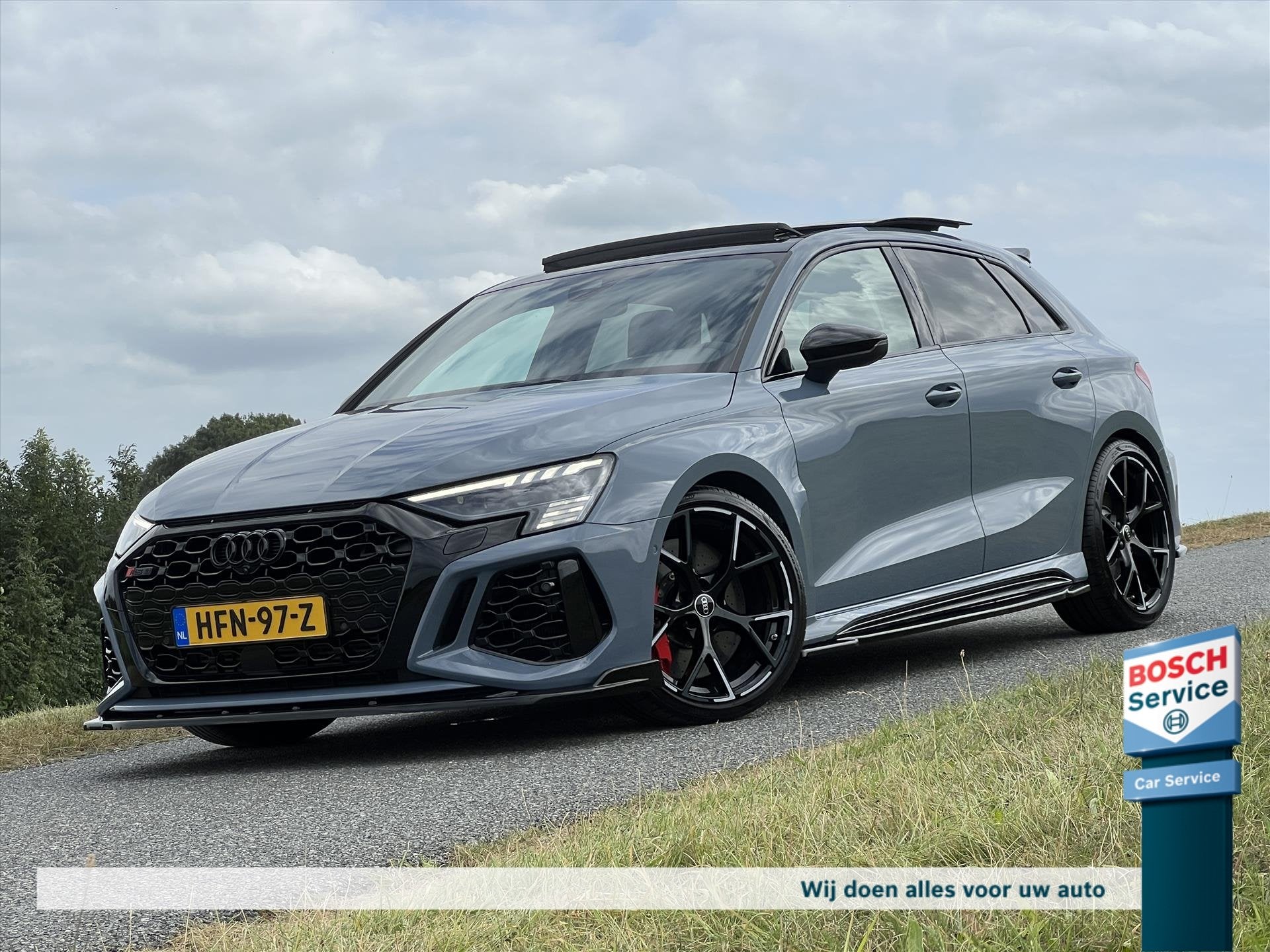 Audi Rs3 2.5 TFSI 400PK Quattro / Full Option / Pano / Keram, Automaat, Gebruikt, Euro 6, RS3