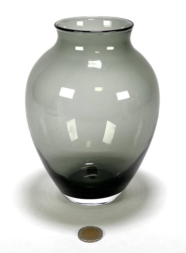 638. Glazen vaas - Mid-century modern, ca. 1960, Ophalen of Verzenden, Overige kleuren, Glas, Minder dan 50 cm