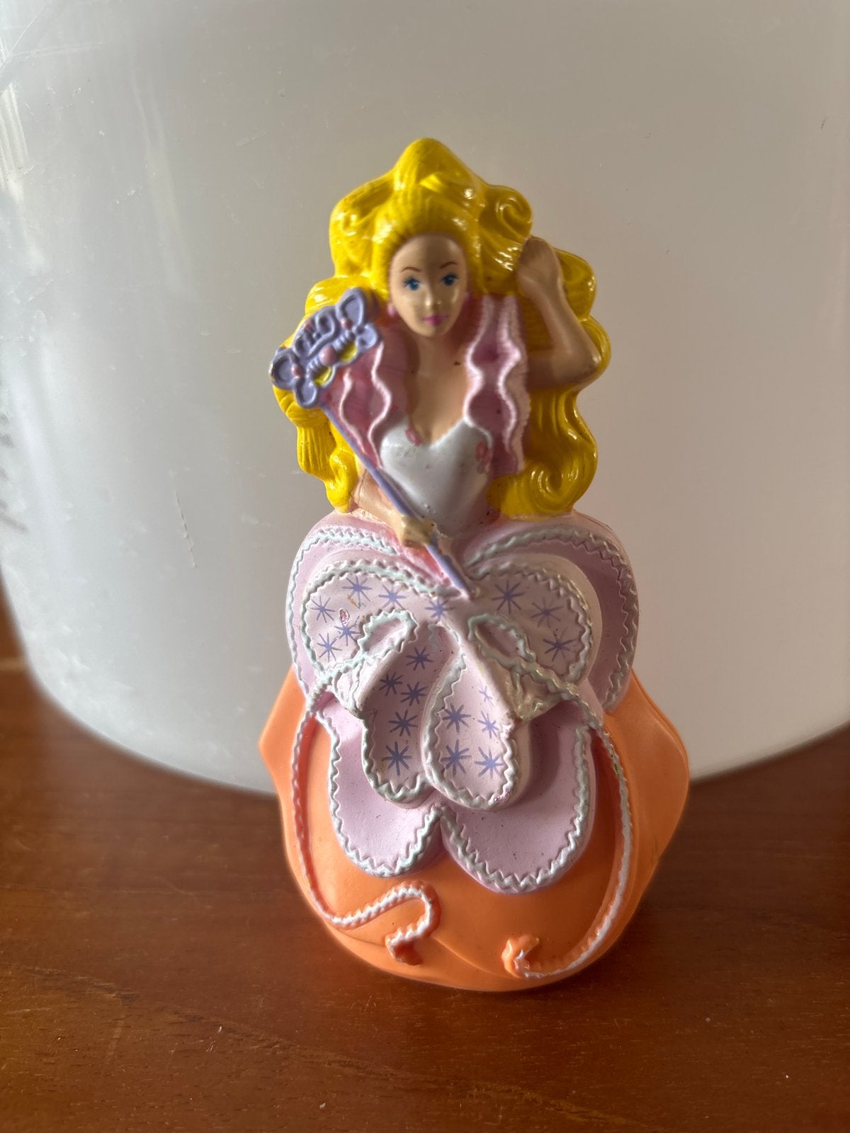 Vintage Barbie-achtige pop met toverstafje, Ophalen of Verzenden, Gebruikt, Barbie