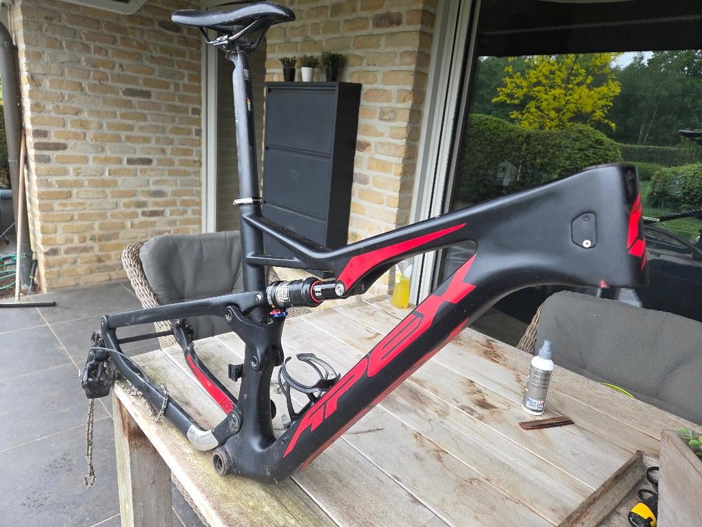 Mtb frame apex, Fietsen en Brommers, Fietsen | Mountainbikes en ATB, Gebruikt, Schijfrem, 53 tot 57 cm, Ophalen