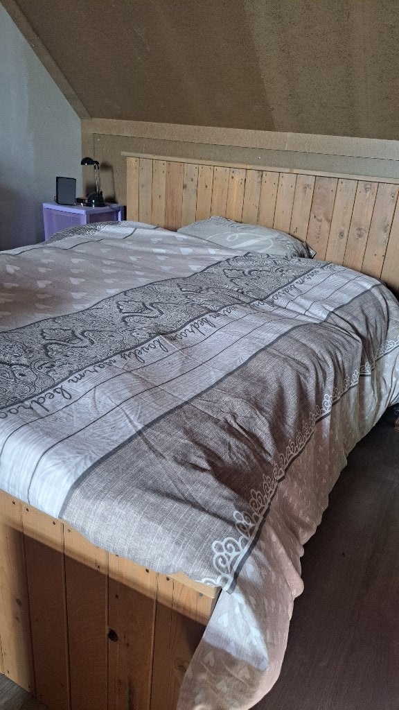 Steigerhouten bed met hoofdbord, Ophalen, Bruin, 210 cm, Steigerhout
