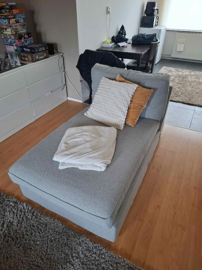 KIVIK chaise longue, Huis en Inrichting, Banken | Sofa's en Chaises Longues, Ophalen, Stof, Eenpersoons, Zo goed als nieuw