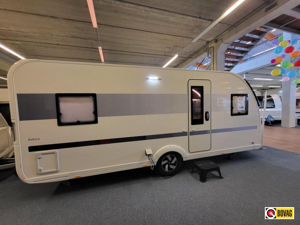 Adria Adora 522 UP; netjes, mover, luifel Unico Verona, Caravans en Kamperen, Caravans, Rondzit, Bedrijf, 1250 - 1500 kg, Tot en met 4