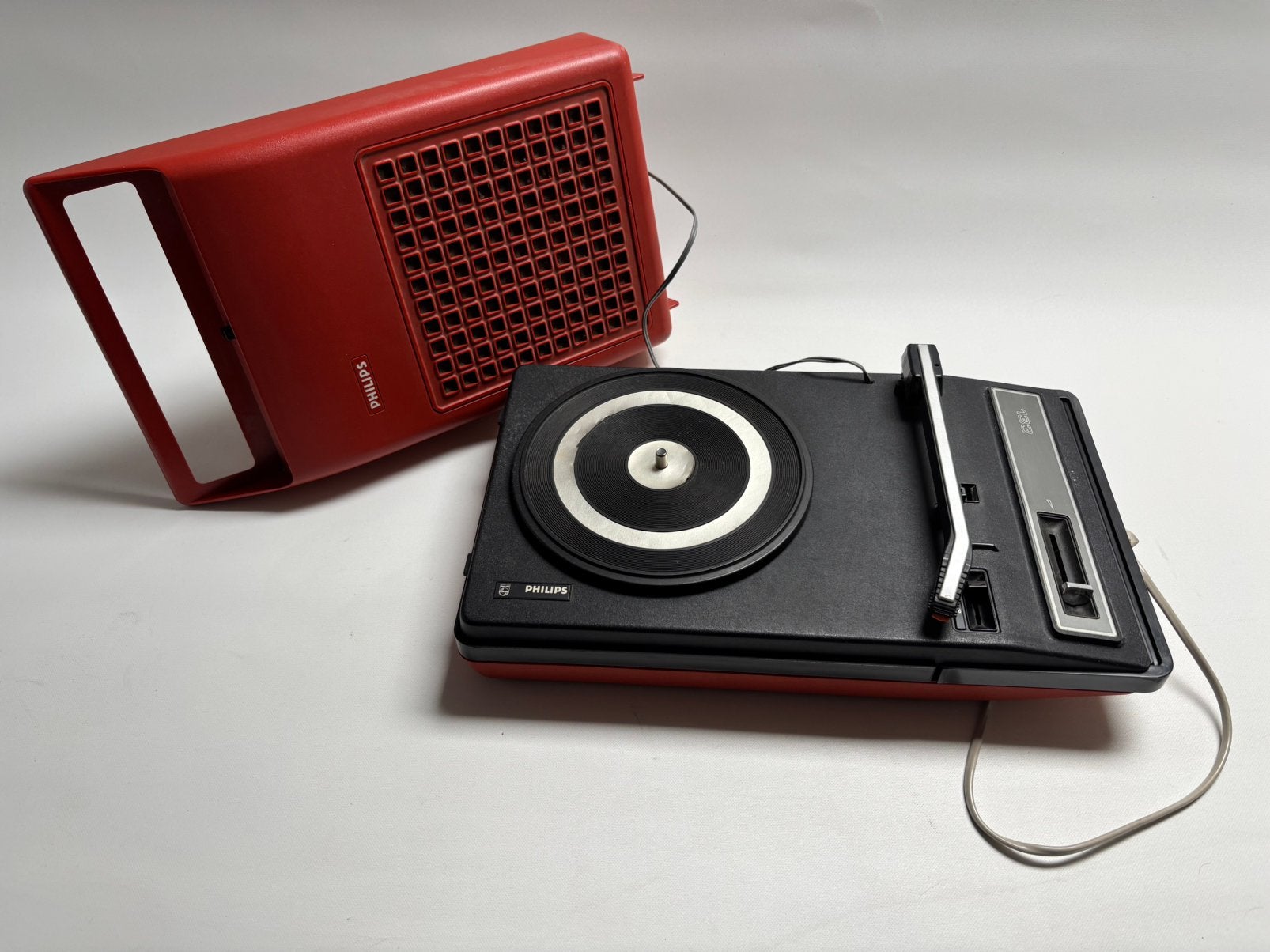 Philips 133 / 22GF133 platenspeler bieden  vanaf 75 euro, Audio, Tv en Foto, Ophalen, Philips
