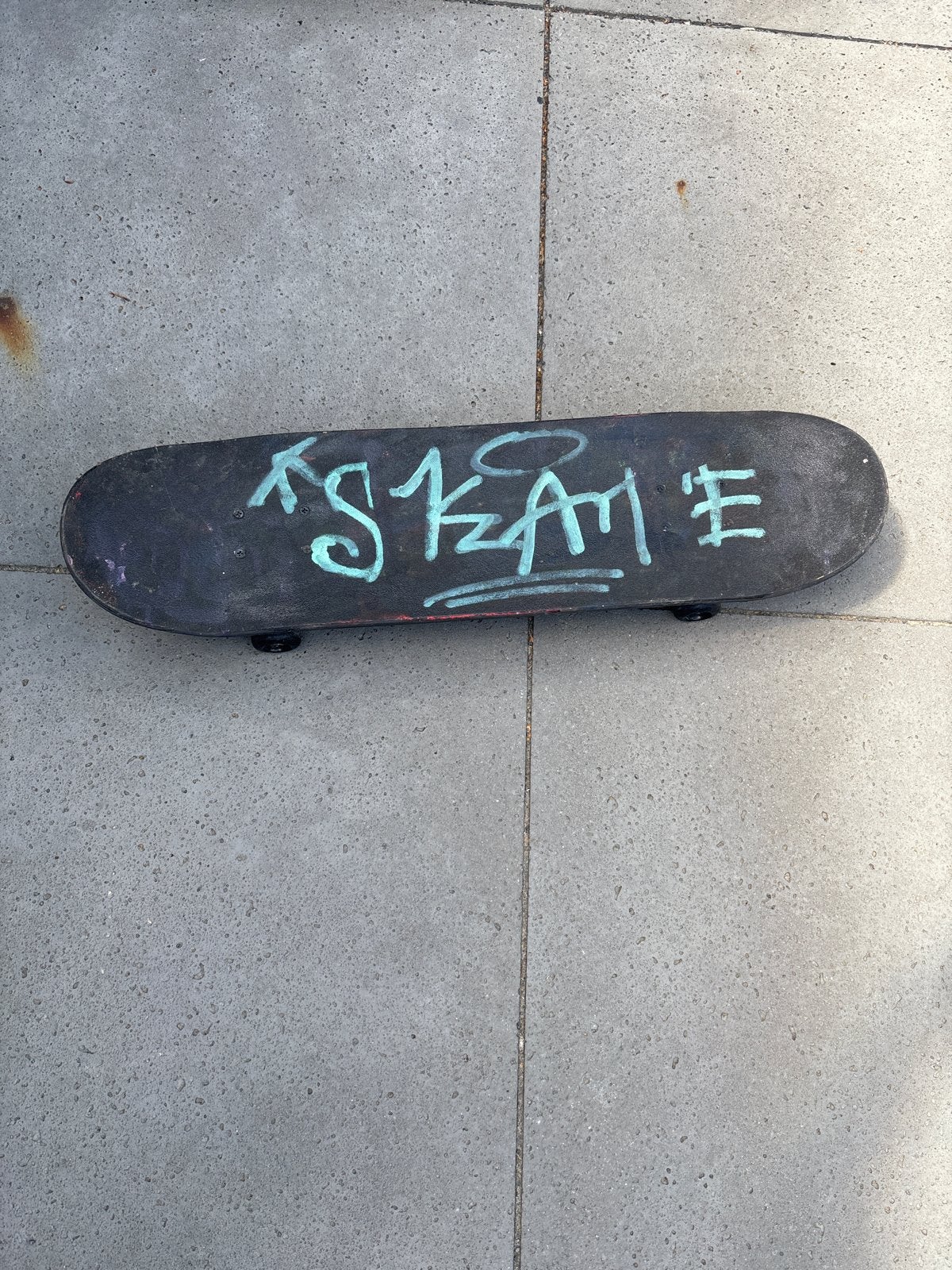 Gebruikt skateboard - werkt nog goed, Sport en Fitness, Skateboarden, Ophalen of Verzenden, Gebruikt, Skateboard