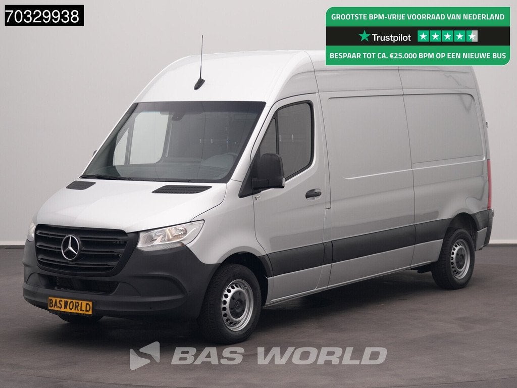 Mercedes Sprinter 215 CDI Automaat 150pk L2H2 MBUX Camera Ai, Auto's, Automaat, Stof, Gebruikt, Euro 6