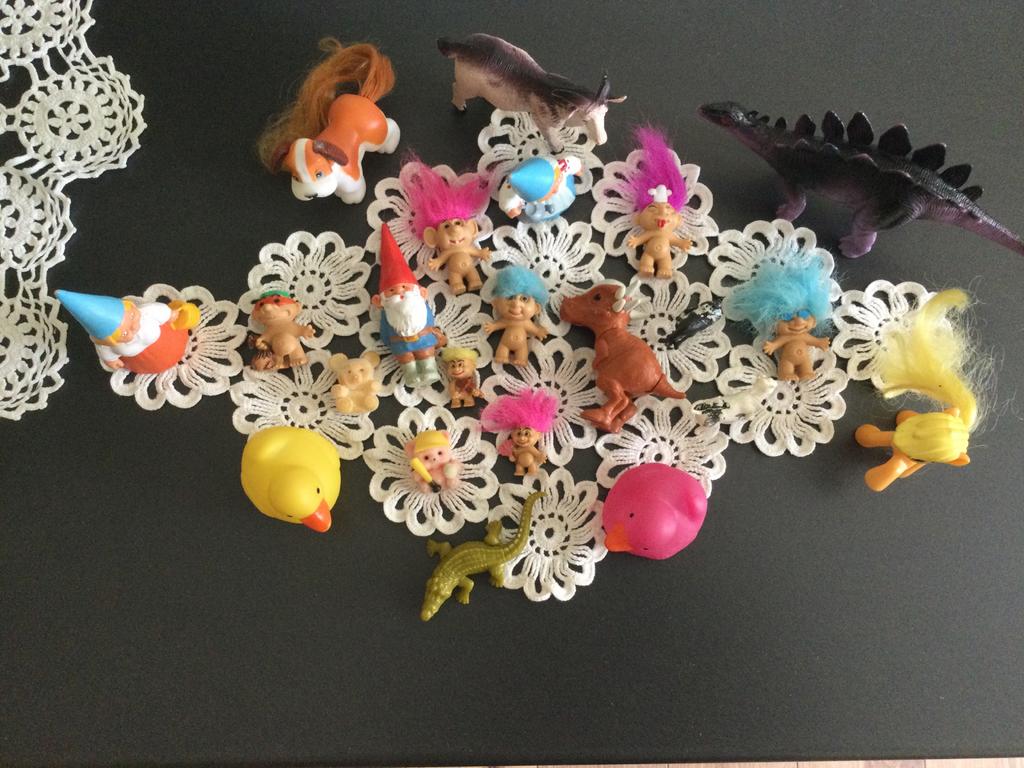 22 stuks o.a. Trollen kabouters dieren. Leuk speelgoed., Ophalen of Verzenden, Zo goed als nieuw, Overige typen