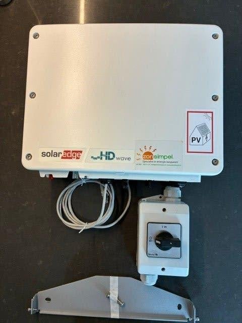SolarEdge 3680H 1-fase omvormer met 14x P300 optimizers, Doe-het-zelf en Verbouw, Zonnepanelen en Toebehoren, Ophalen, Gebruikt
