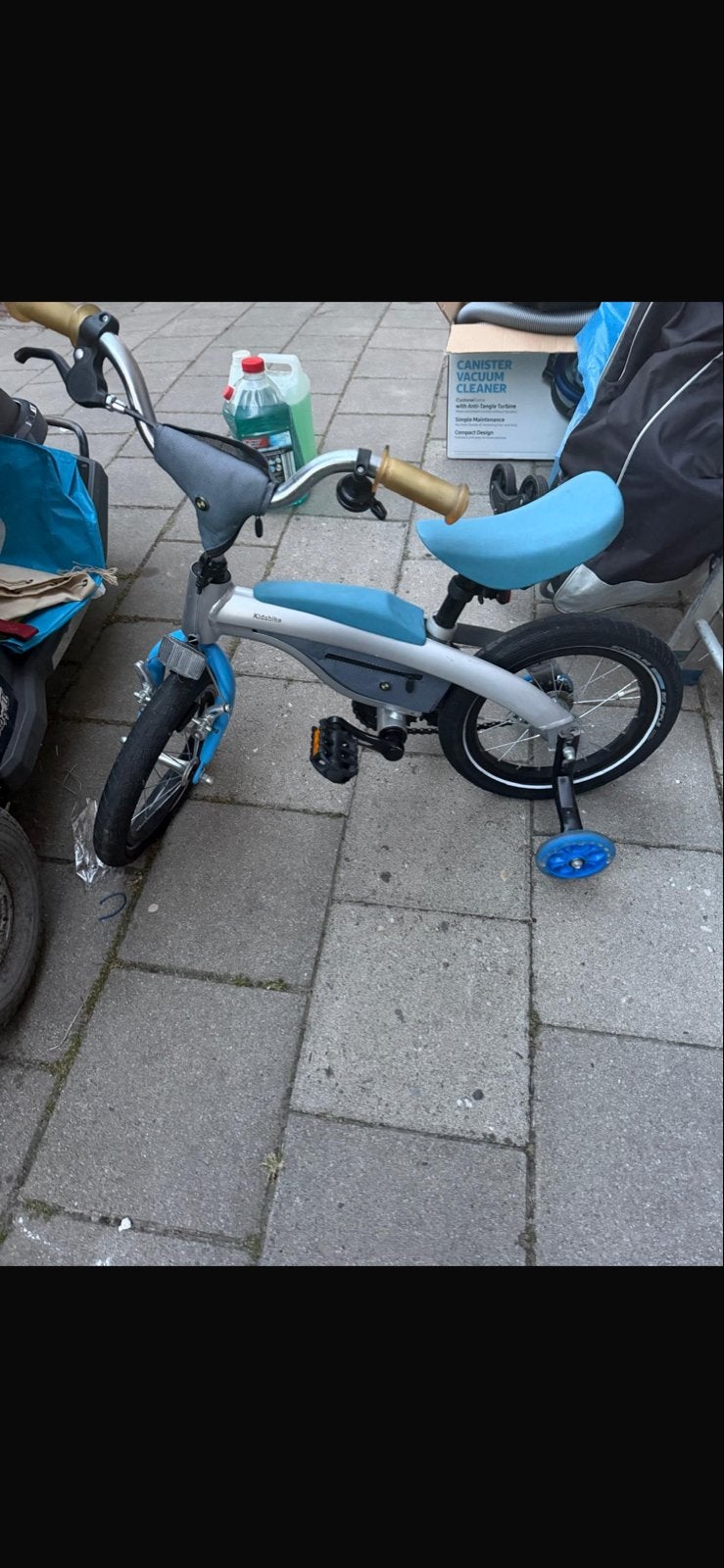 Gebruikte BMW Kidsbike met zijwieltjes, Fietsen en Brommers, Ophalen, Zijwieltjes, Gebruikt, Velgrem