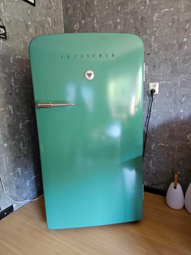 Vintage Prestcold Jaren '50 Koelkast met Vriesvak - Werkend, Witgoed en Apparatuur, Koelkasten en IJskasten, Gebruikt, 100 tot 150 liter