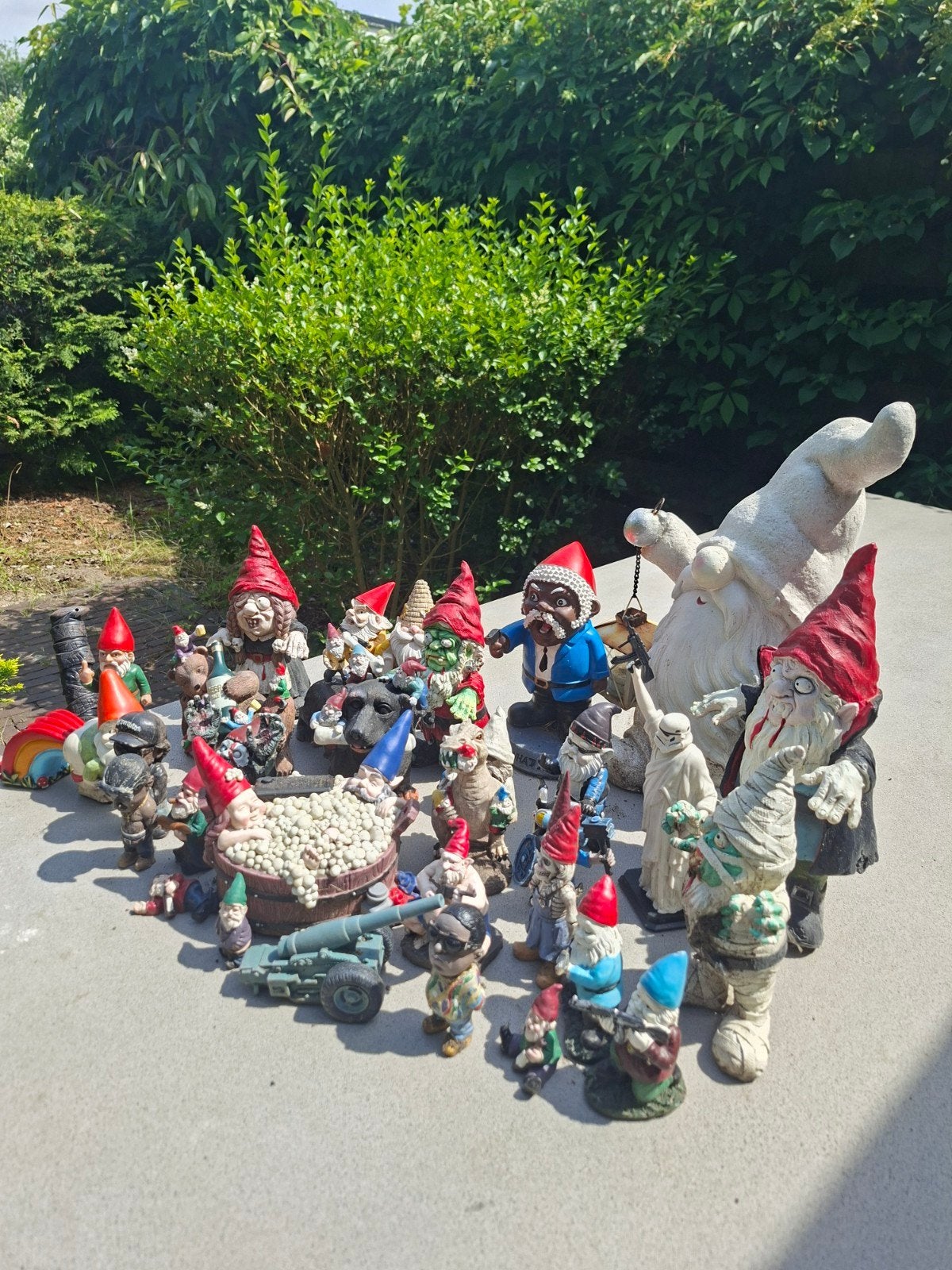 Grote collectie tuinkabouters, diverse stijlen, Tuin en Terras, Ophalen, Gebruikt, Overige materialen, Tuinkabouter