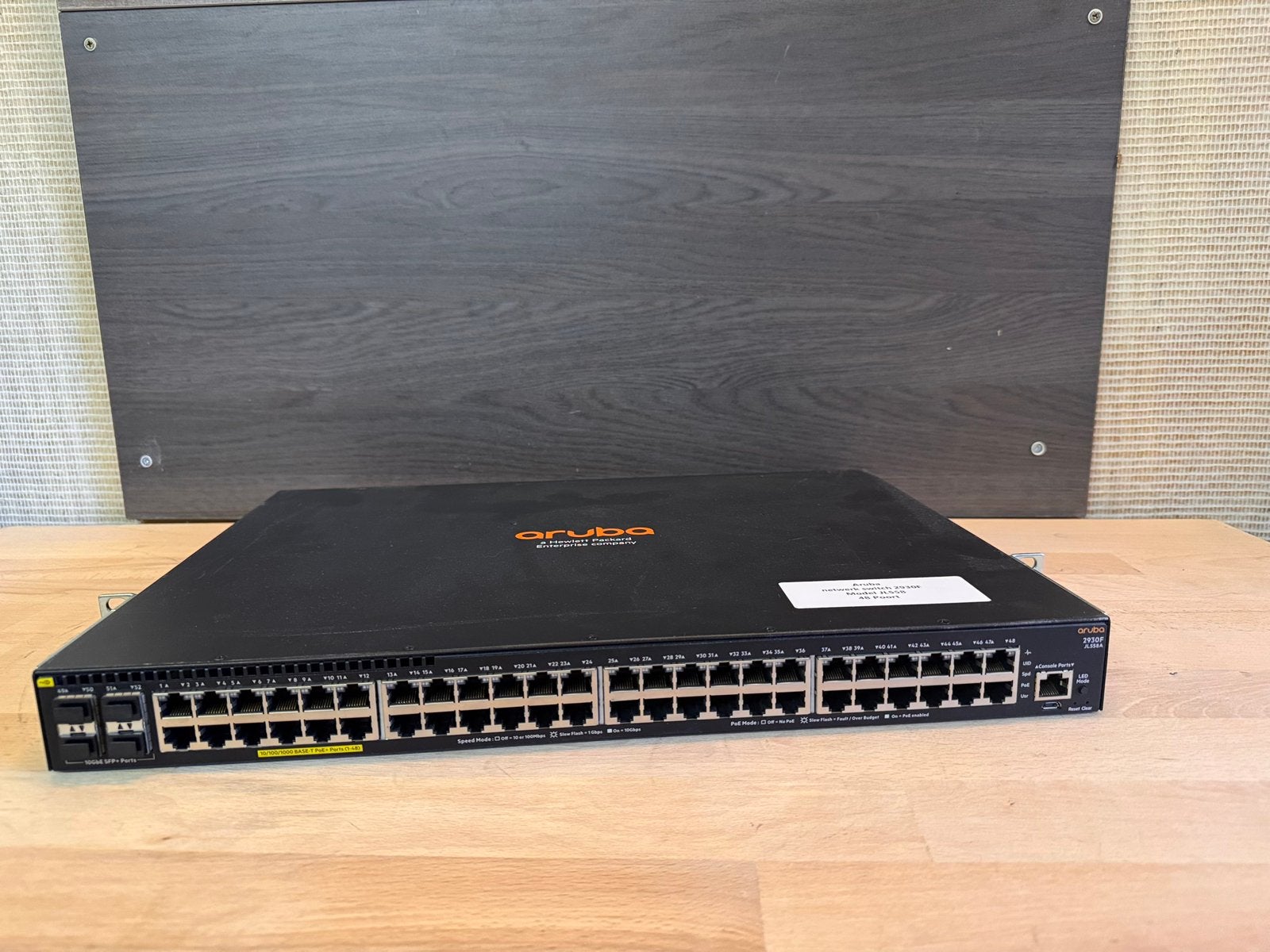 Aruba enterprice netwerkswitch 2930 F 48x poort, Ophalen of Verzenden, Zo goed als nieuw