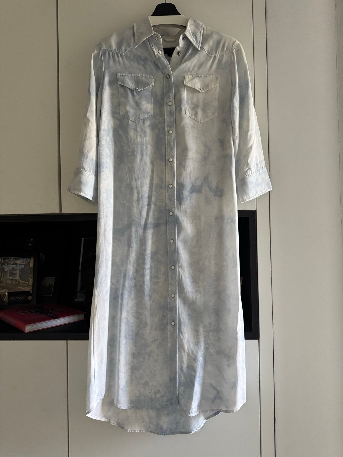 Allsaints maxi jurk maat 34, lichtblauw tie-dye, Ophalen, Blauw, Zo goed als nieuw, Maat 34 (XS) of kleiner