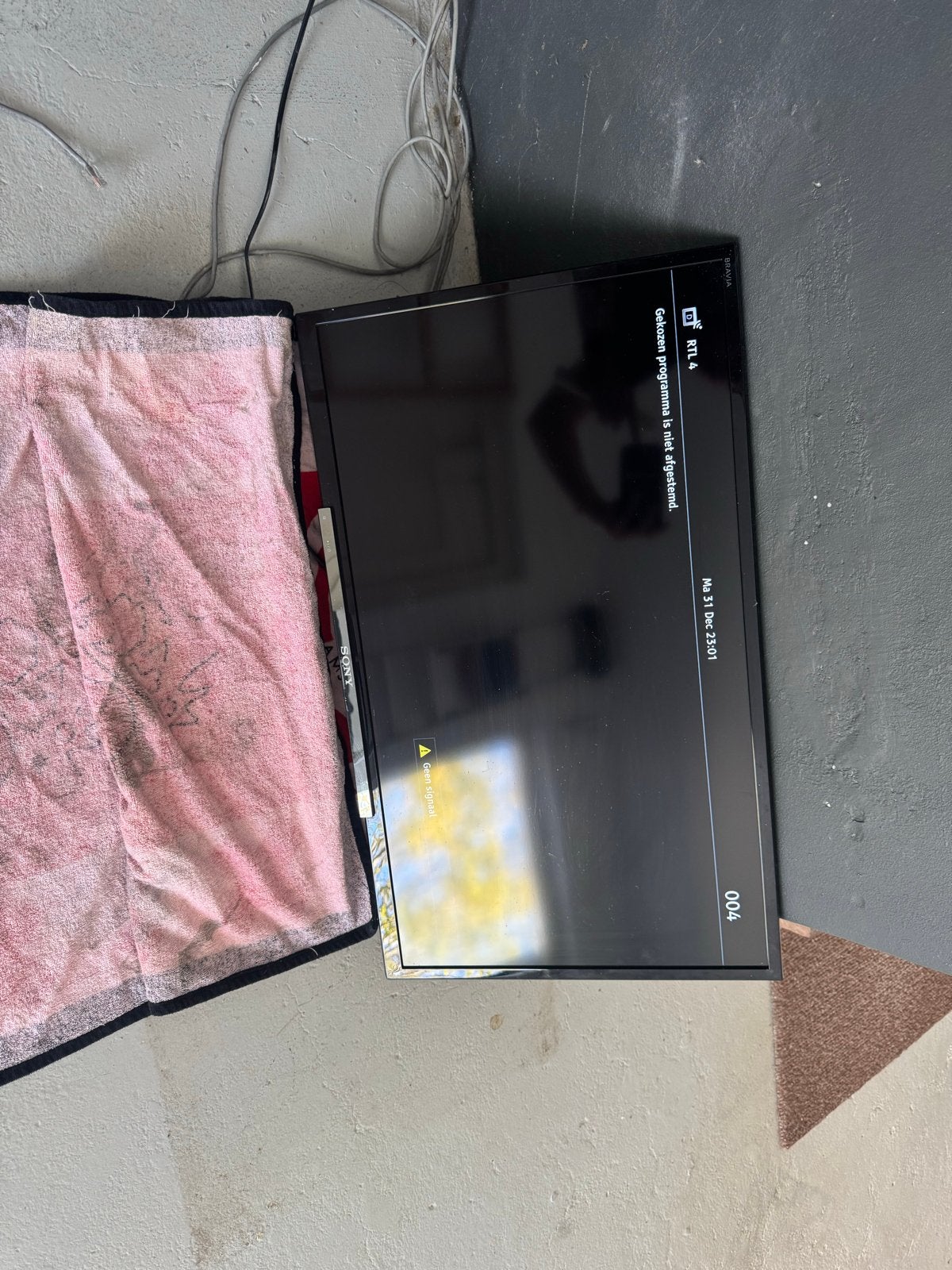 Goed werkende Sony TV met muur beugel, Ophalen, Gebruikt, Sony
