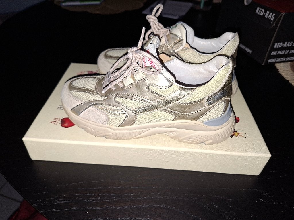 Sneaker meisje, Kinderen en Baby's, Meisje, Schoenen, Ophalen of Verzenden, Zo goed als nieuw