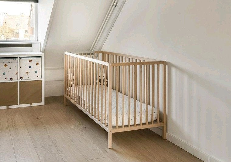 Ikea Sniglar Ledikant met ABZ matras en topper, Ophalen, Eenpersoons, Wit, Hout