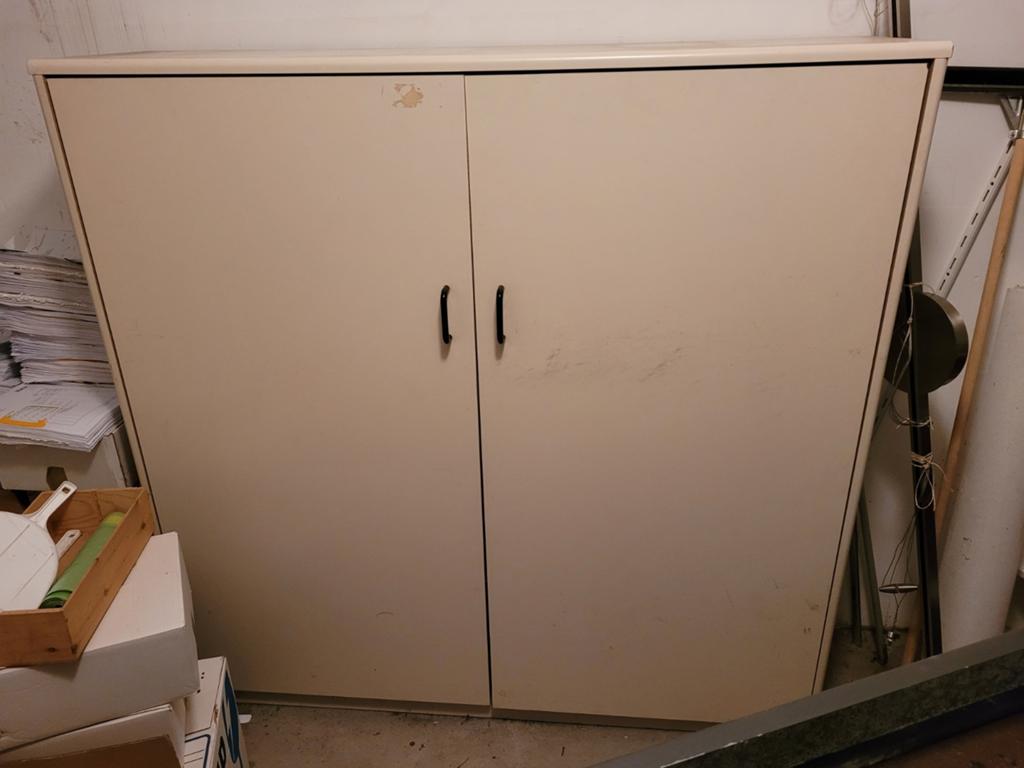 Kast met planken GRATIS VANDAAG EN MORGEN, Ophalen, Gebruikt, 25 tot 50 cm, 50 tot 100 cm