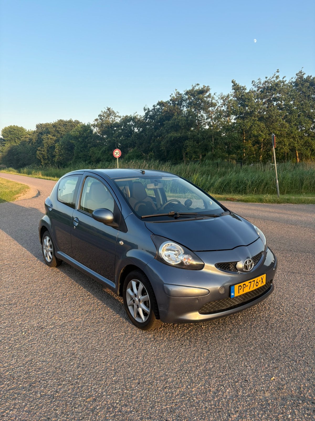 Toyota Aygo 1.0 12V Vvt-i 5DRS | Airco, Auto's, Toyota, Voorwielaandrijving, Stof, USB, 68 pk