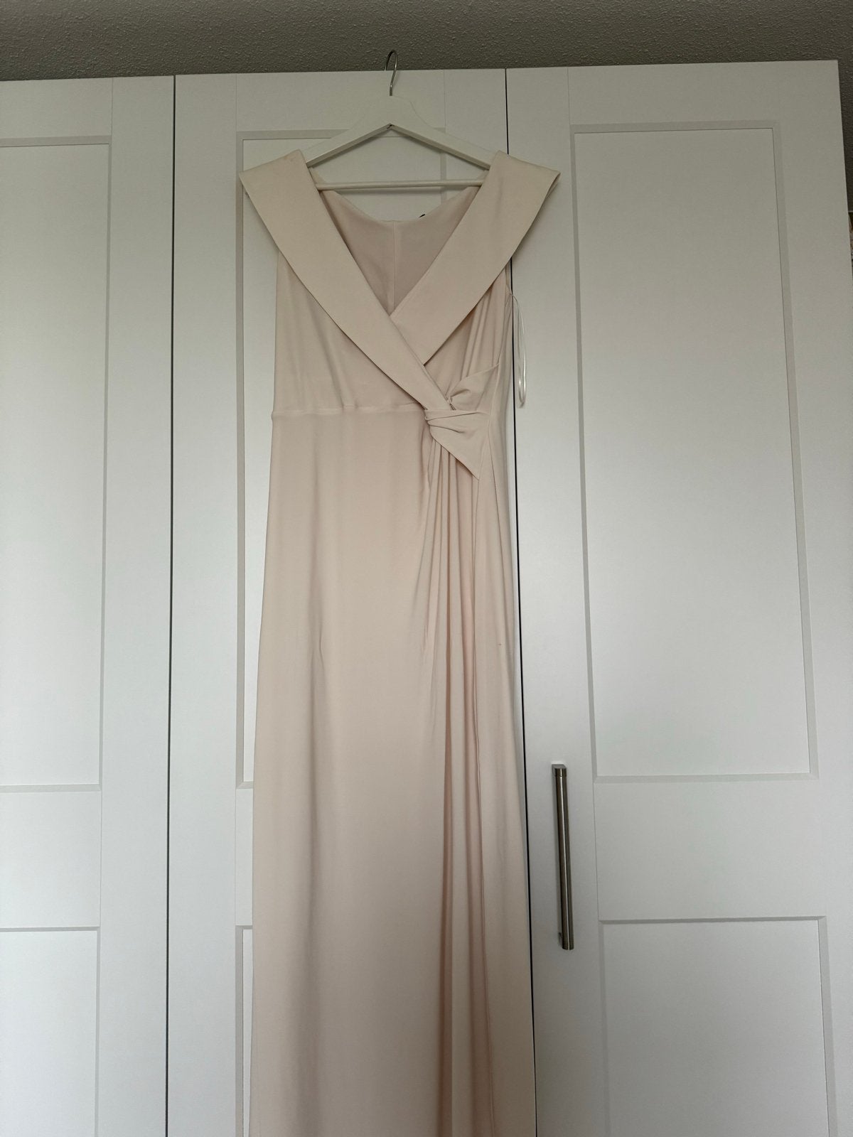 Prachtige Ralph Lauren galajurk - Zo goed als nieuw, Kleding | Dames, Jurken, Maat 38/40 (M), Beige, Ophalen of Verzenden, Zo goed als nieuw