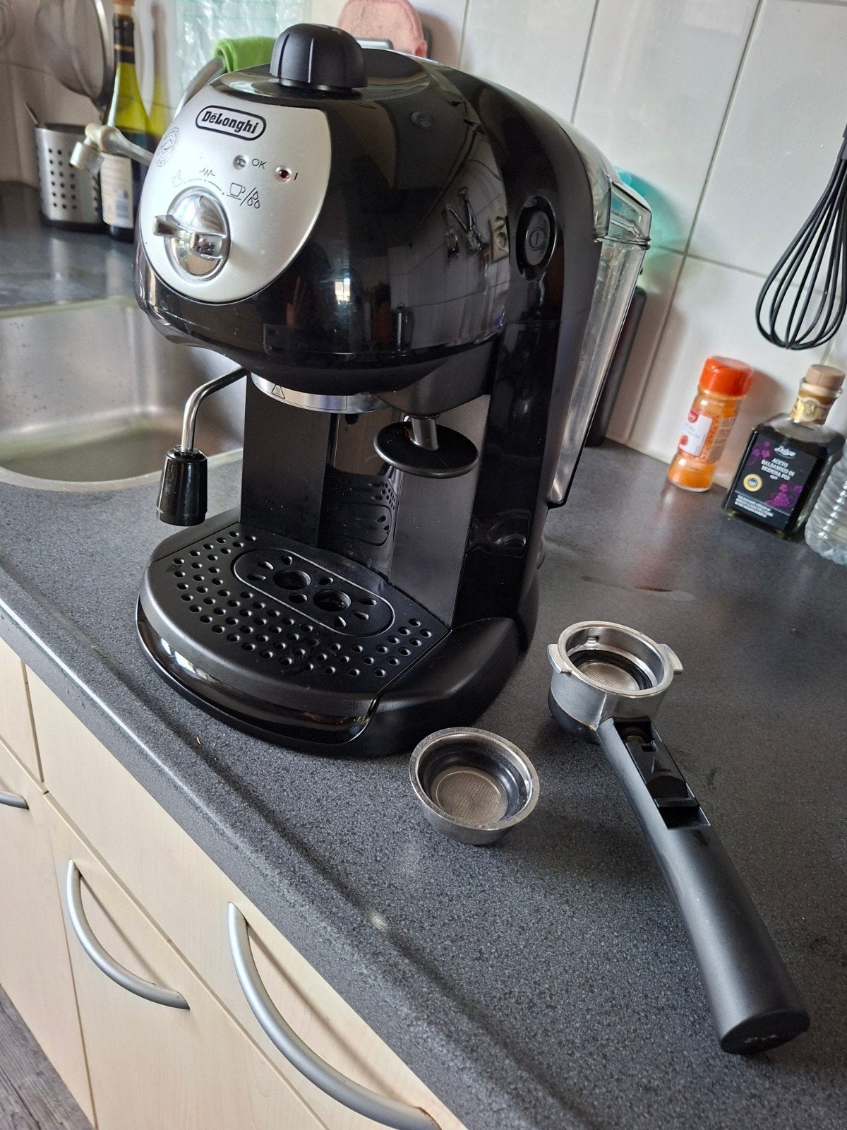 Delonghi pistonmachine., Ophalen, Afneembaar waterreservoir, Gebruikt, Espresso apparaat
