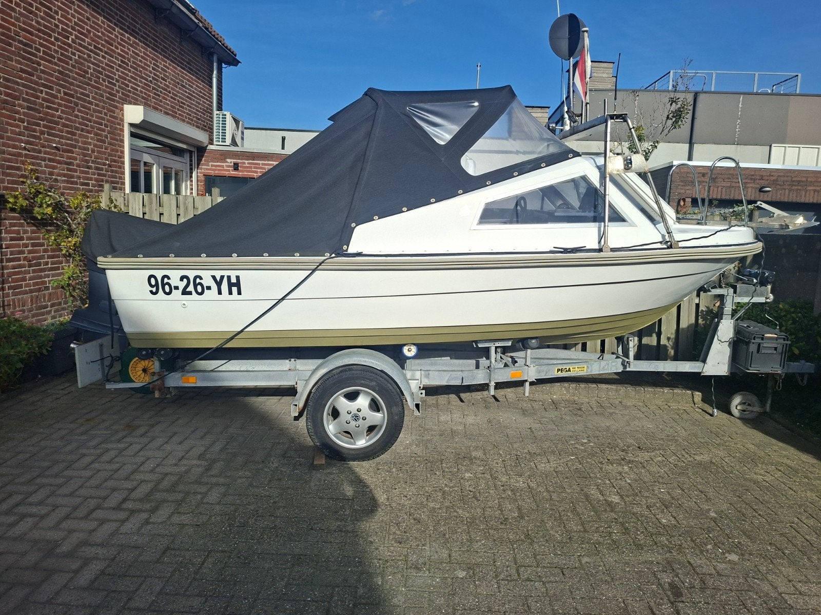 Scandinavische Visboot met Yamaha 55pk & Trailer, Watersport en Boten, Gebruikt, 55 pk, Afdekzeil, Polyester