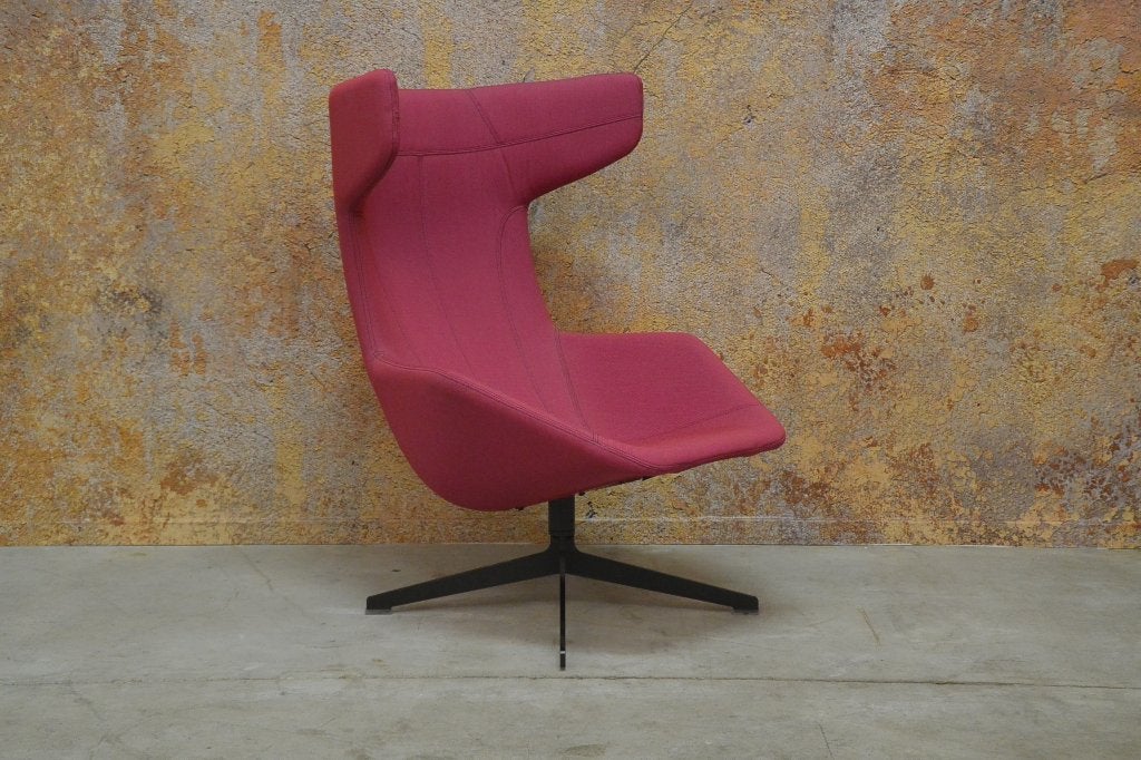 ZGANieuw Moroso Take a Line for a Walk design fauteuil, Leolux Gelderland Harvink Rolf Benz Jori Design on Stock Montis, 75 tot 100 cm