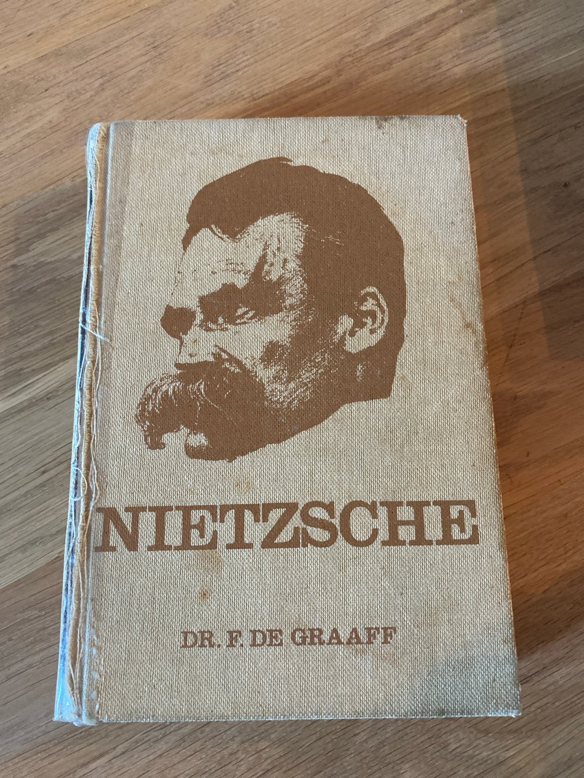 Nietzsche - Dr. F. de Graaff, Boeken, Ophalen of Verzenden, Gelezen, Nederland