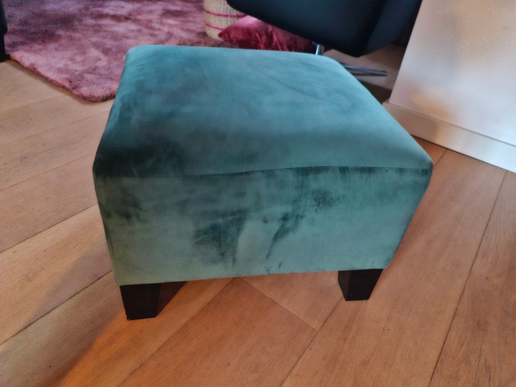 Heerlijke Poef, Hout, Zo goed als nieuw, 50 tot 75 cm, Ophalen