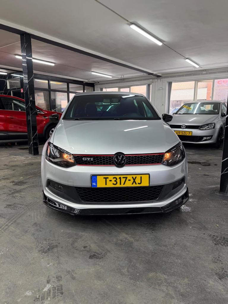 Volkswagen Polo 1.4 TSI GTI, Auto's, Euro 5, 4 cilinders, Stoelverwarming, 630 kg