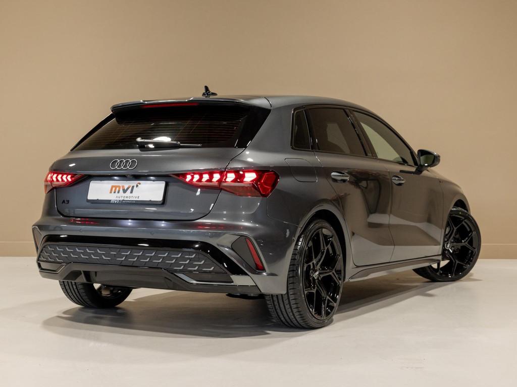 Audi A3 Sportback 35 TFSI 2x S-Line edition / 150pk / Panora, Auto's, Audi, 4 cilinders, Leder en Stof, Bedrijf, 19 km/l