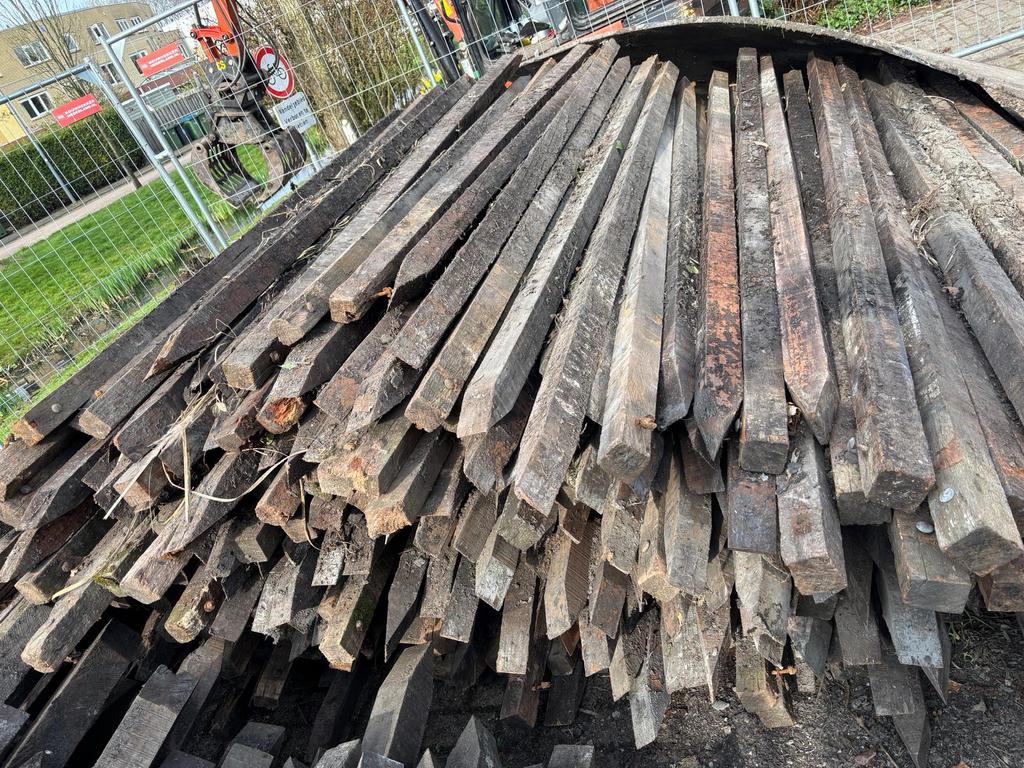 Hardhouten palen, Tuin en Terras, Palen, Balken en Planken, Ophalen, Palen, Zo goed als nieuw, Hardhout