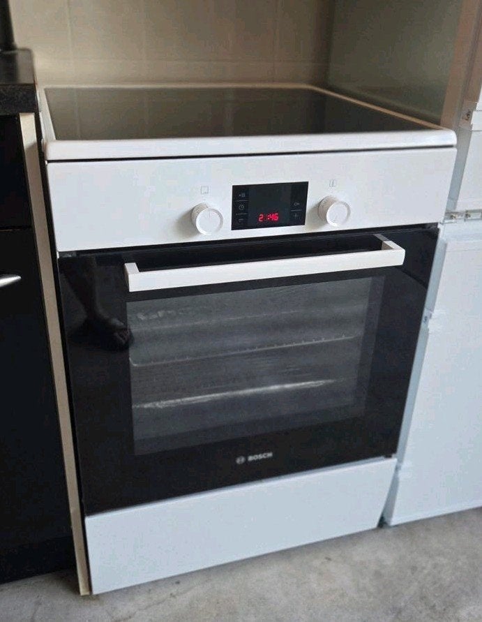 Fornuis met inductie - BOSCH (HCA748120), Ophalen, Gebruikt, 60 cm of meer, 4 kookzones