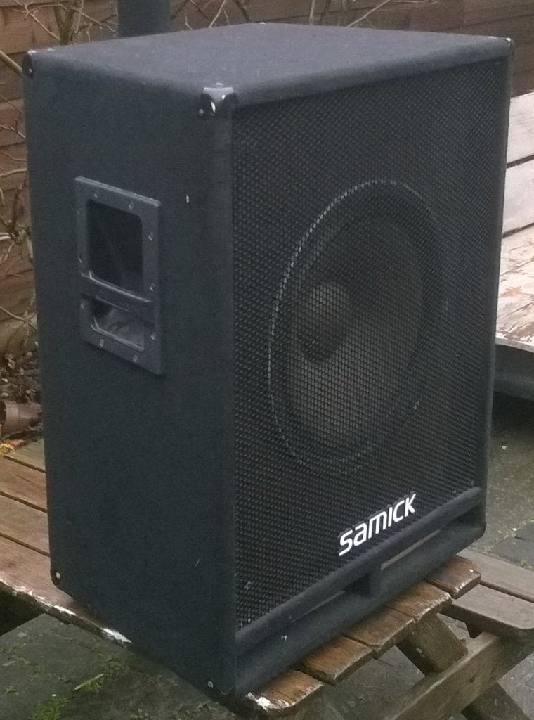 Luidsprekers subs 15 inch 300 - 600 Watt, 2 stuks, Subwoofer, Refurbished, Ophalen of Verzenden, Samick