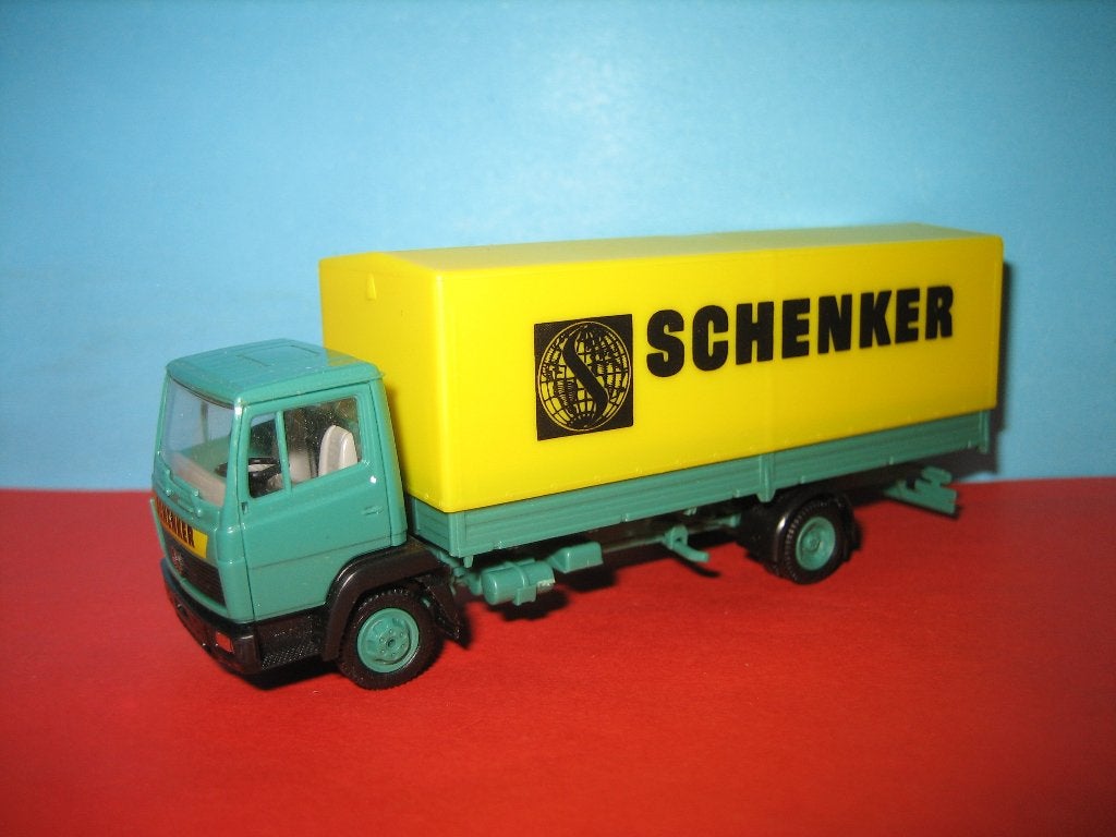 bak  Schenker Bakwagen  MERCEDES  Herpa, Hobby en Vrije tijd, Modelauto's | 1:87, Ophalen of Verzenden, Zo goed als nieuw, Bus of Vrachtwagen