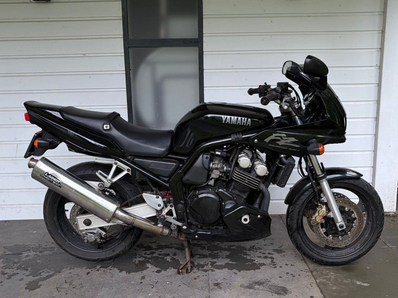 Yamaha Fazer FZ 400 1999 zwart A2 LOOPT NIET FZS 600, 400 cc, Sportuitlaat, 4 cilinders, Toermotor