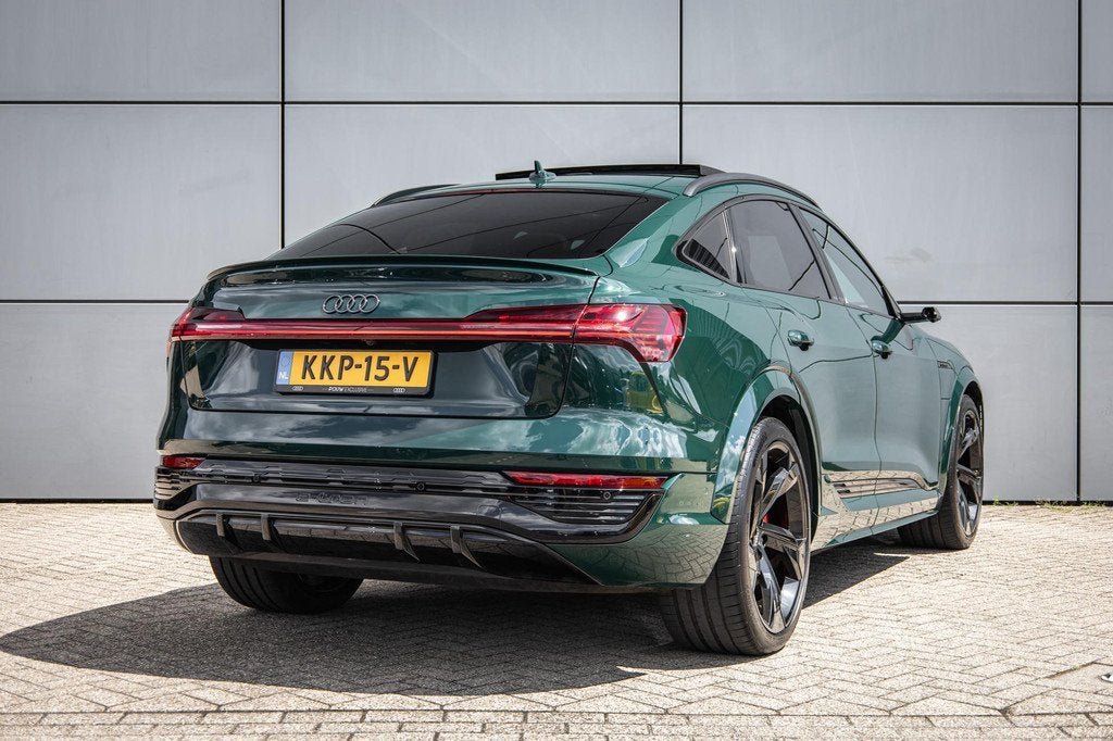Audi SQ8 Sportback e-tron 504pk S quattro 115 kWh | 22" LMV, Auto's, Audi, Automaat, 2625 kg, Zwart, Vierwielaandrijving