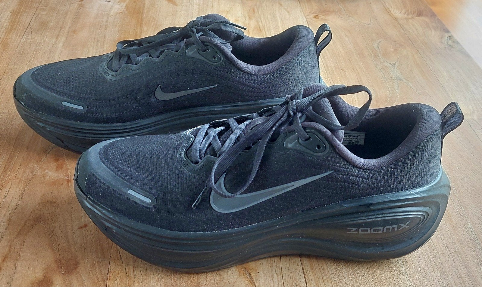 Nike ZoomX Vomero Plus Maat 45, Zwart, Nike, Ophalen of Verzenden, Sneakers of Gympen