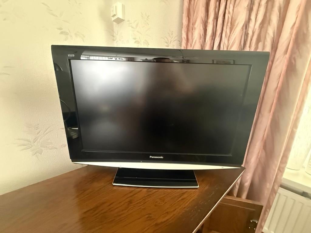 Panasonic LCD TV - 32 inch - gratis af te halen, Audio, Tv en Foto, Ophalen, Gebruikt, Panasonic, 50 Hz