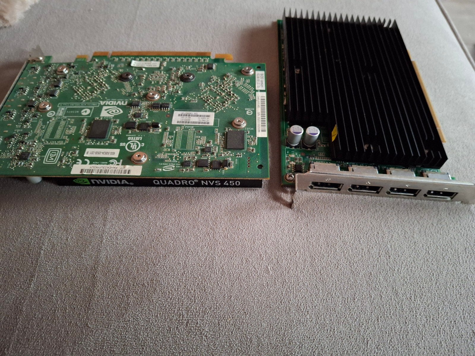 2 stuks Nvidia Quadro NVS 450 videokaarten, Gebruikt, Verzenden, Overige chipsets, GDDR3