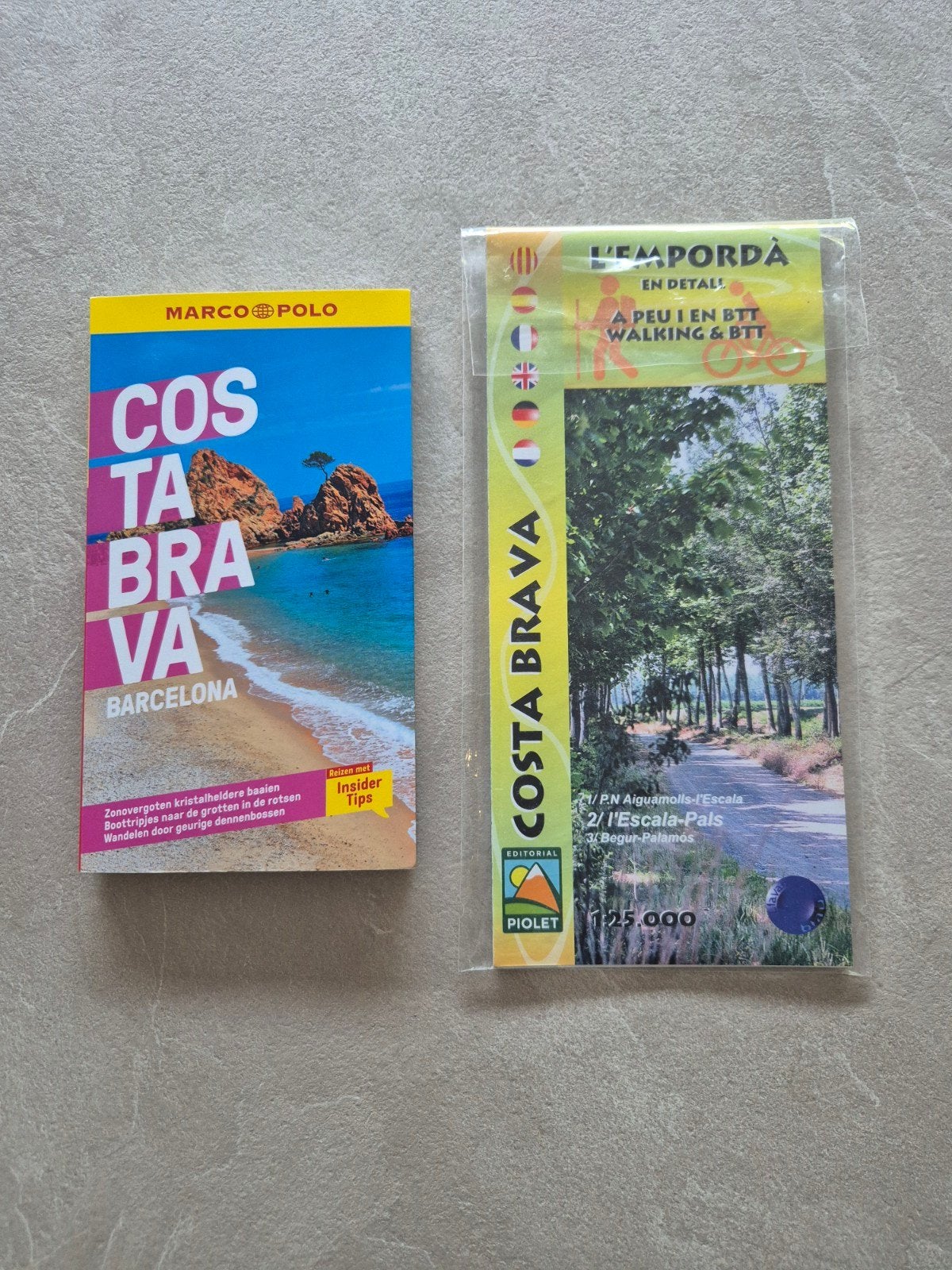Marco Polo Costa Brava reisgids & wandelkaart, Europa, Ophalen of Verzenden, Zo goed als nieuw, Reisgids of -boek