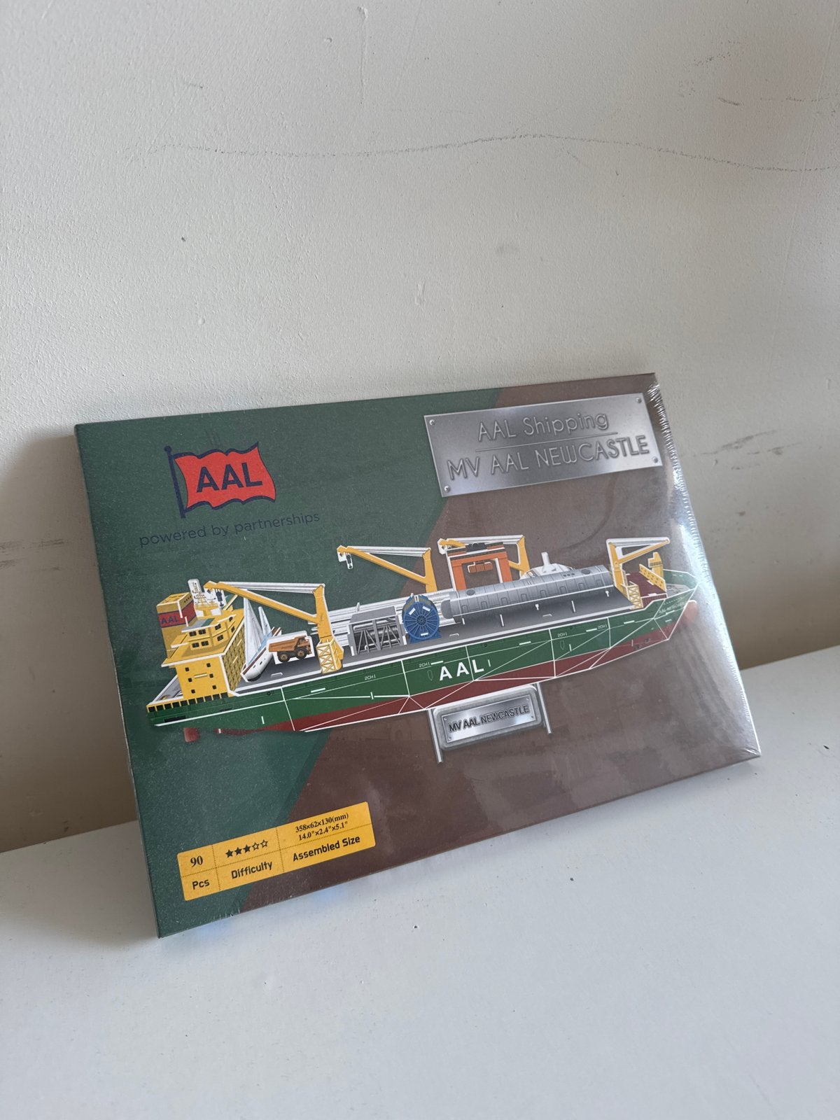 Nieuw AAL Newcastle Papieren Model Schip, Hobby en Vrije tijd, Ophalen of Verzenden, Nieuw, 1:200 of kleiner, Overige merken