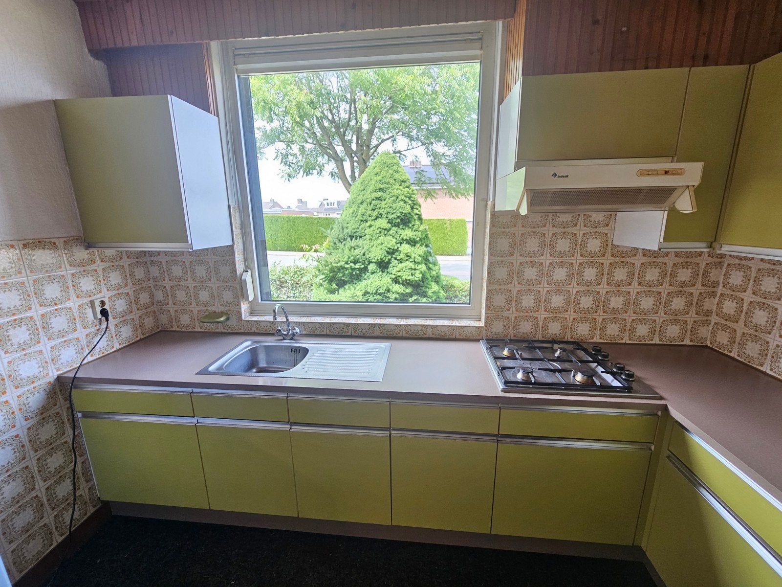 Originele vintage jaren 70 keuken - avocadogroen, Huis en Inrichting, Keuken | Complete keukens, Hoekkeuken, Ophalen