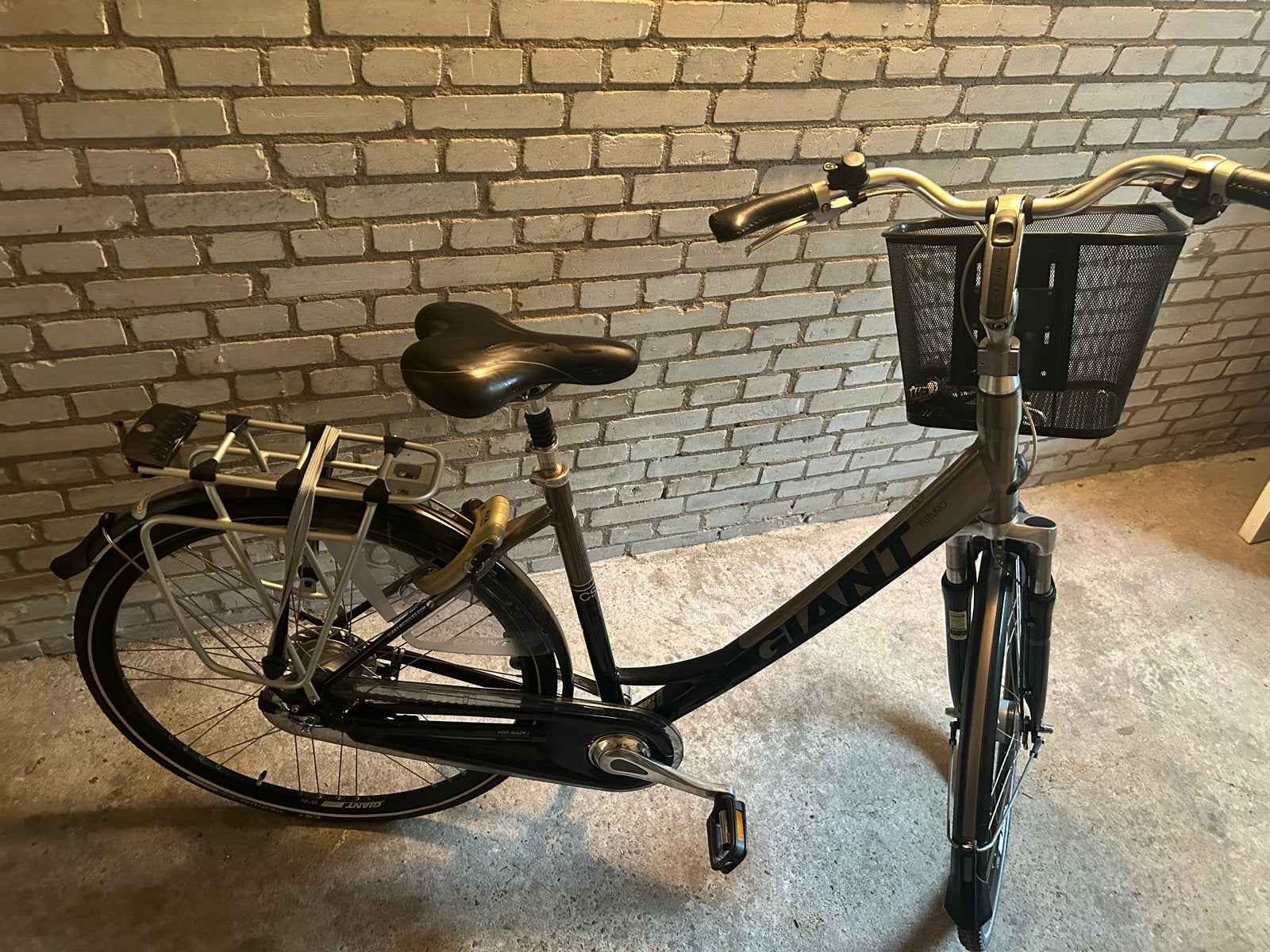 Giant Futuro Damesfiets met mandje, Fietsen en Brommers, Fietsen | Dames | Damesfietsen, Ophalen, Versnellingen, Giant, Schijfrem