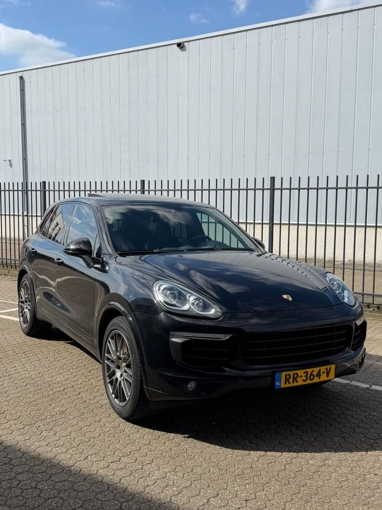 Porsche Cayenne 3.0 D Platinum Edition |Pano |Camera | Leder, Auto's, Porsche, Automaat, Zwart, Leder, Diesel