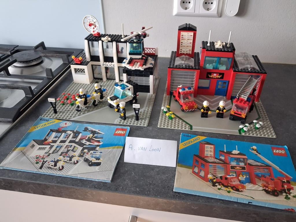 Vintage LEGO  Politiebureau (6386), Kinderen en Baby's, Speelgoed | Duplo en Lego, Gebruikt, Lego, Ophalen of Verzenden, LEGOLAND