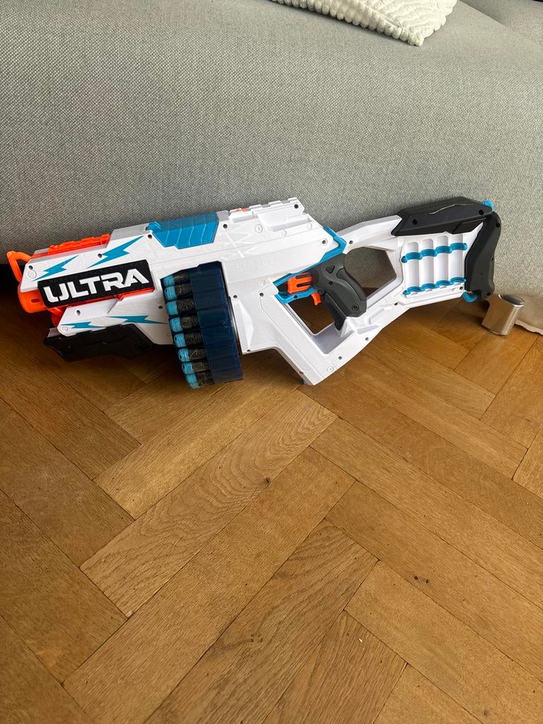 Nerf Ultra One Blaster met 25 darts, Kinderen en Baby's, Speelgoed | Buiten | Actiespeelgoed, Ophalen of Verzenden, Zo goed als nieuw